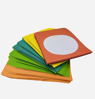 Allecto - Gekleurde Papieren CD-Hoezen - 50 Stuks - Bescherming tegen Stof en Krassen - Met Venster en Klep - Voor CD en DVD - Handig en Kleurig