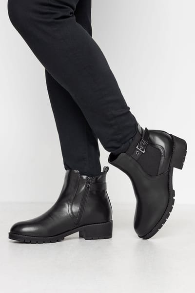 Yours Enkellaarzen Van Imitatieleer Met Gespdetail In Een (Extra) Brede Pasvorm In Zwart Size 37E