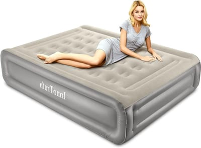 InnoTruth Verhoogde luchtmatras met ingebouwde pomp, verhoogde opblaasbare matras met draagtas voor thuis en kamperen, queensize bed opblaasbed, lichtgrijs, koningin (80 x 60 x 18 inch), (VC940)