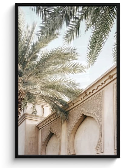 Poster in lijst - Fotolijst 80x120 cm - Posters - Gebouw - Palmbomen - Beige - Zon - Posterlijst zwart - Decoratie - Wanddecoratie woonkamer - Muurdecoratie slaapkamer
