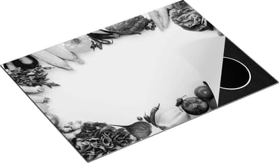 Chefcare Inductie Beschermer Groente op een Witte Achtergrond - Groentes - Zwart Wit - 70x50 cm - Afdekplaat Inductie - Kookplaat Beschermer - Inductie Mat