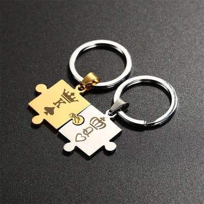 Fler® | Sleutelhanger set voor koppels | Her King His Queen | Relatie cadeau | Geliefden | Valentijnsdag cadeau | Kerst kado | Sieradenset