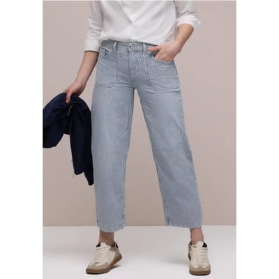 Straight Legs jeans
