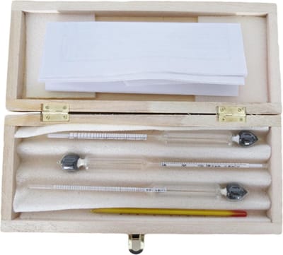 Professionele Alcohol Test Kit - Hout - Glas – Elemental GOods – Professionele alcohol test kit – Gemaakt van hout en glas – Nauwkeurige en betrouwbare metingen – thuisgebruik en professioneel gebruik – Eenvoudig in gebruik