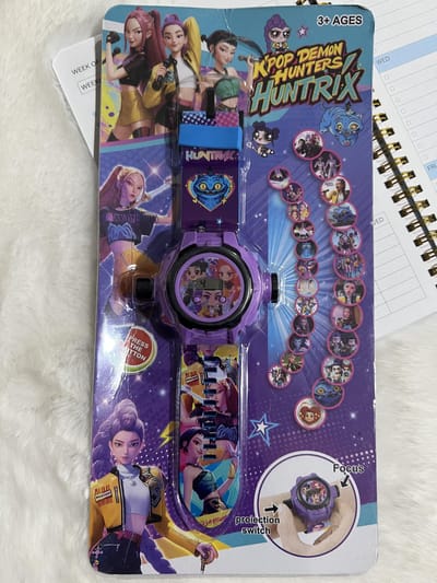 Heetste Nieuwste K-POP Demonenjagers Projectiehorloge 24 Afbeeldingen Kinderen Elektronisch Gloeiend Horloge Speelgoed Verjaardagscadeau voor Kinderen gray