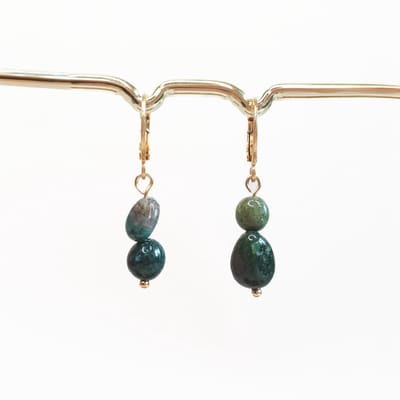 Ava & Imber | Pebble Hoops Mos Agaat | Mosgroene Edelsteen Oorbellen | 18k PVD Gecoat Stainless Steel | Geleverd in Cadeaudoosje
