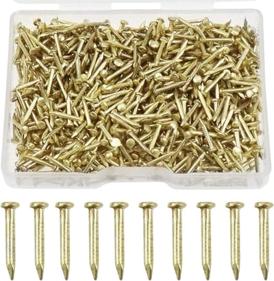 Mini Gouden Spijkers 1 x 10 mm voor Houtbewerking en Handgemaakte Projecten - 800-900 Stuks in 80g Verpakking, Ideaal voor Foto's en Hardware Accessoires