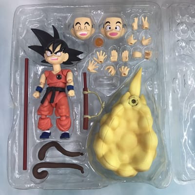 12CM Anime Dragon Ball Actiefiguren Super Saiyan Schattige Son Goku Pvc SHF Model Speelgoed Vakantie Duurzaam Cadeau Mooi Ontwerp beige