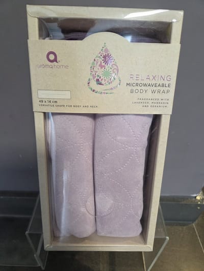 soothing body wrap lavendel - pittenkussen - warmte kussen - gezellige warmte - helpt bij spierpijn