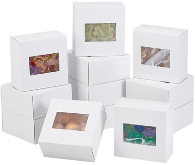 Dailygoods- Geschenkdoos 30 Stuks - Kartonnen Dozen - Traktatie Dozen - Verpakking met Venster - Cadeauverpakking - Afmetingen 8 x 8 x 4 cm - Verpakkingsdozen