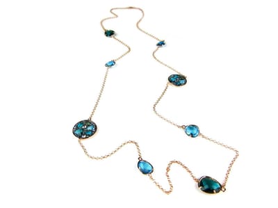 Zilveren ketting collier halssnoer roos goud verguld Model Colorfull Shine gezet met blauwe stenen