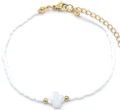Kralenarmband - kralen - armband - RVS - verstelbaar - sieraad - accessoire - goudkleurig - wit - hip - trendy - tijdloos - geschenk - cadeau - feest - feestdagen - verjaardag - dames - vrouwen - unisex