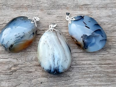Edelsteen Dendriet Opaal amulet hanger