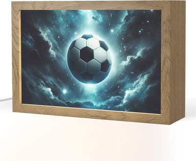Nachtlampje 30x20 cm - Kinder lampje - Voetbal - Galaxy - Ruimte - Sport - Blauw - Tafellamp kinderkamer - Slaapkamer lamp - Bedlamp kinderen - Kinderlampje stopcontact - Wandlamp babykamer - Nachtlampjes