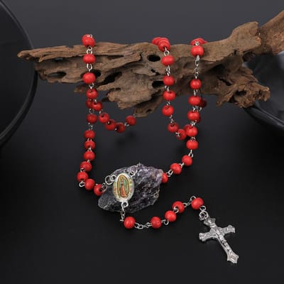 Collier Chapelet en Bois Pour Femmes 6MM Perles de Prière en Bois Longue Chaîne Religieux Vierge Marie Pendentif Croix Bijoux de Fête Cadeau pour Hommes