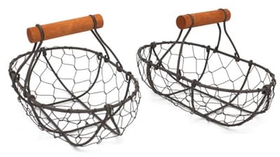 Ovale eiermanden van kippengaas met houten handvat - Set van 2 in vintage stijl