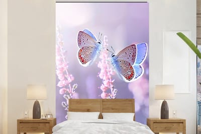 Behang - Fotobehang Vlinder - Lavendel - Bloemen - Paars - Breedte 195 cm x hoogte 300 cm