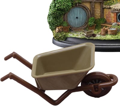 Speelgoed kruiwagen - Miniatuur trolley - Tuin decoratie - ABS materiaal - 10 x 6 x 5 cm - Groen