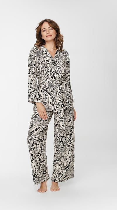 Dames pyjama loungewear set-comfortabele viscose top met riem-wijde broek-stijlvol en veelzijdig-crème-zwart-maat S