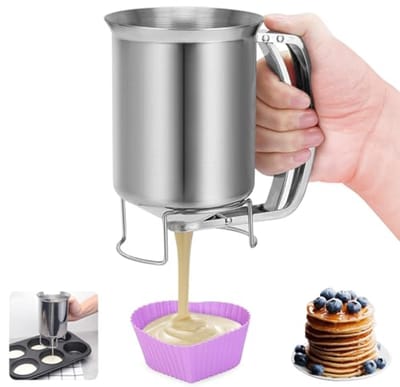 900ml Teigportionierer Edelstahl mit Quetschgriff – Präziser Handheld Teigspender für Pfannkuchen, Muffins & Waffeln – 14mm Düse & Tropffreie Technik