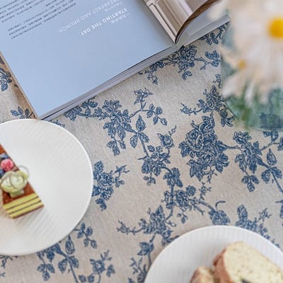 Tafelkleed 140 bij 180cm Crème Blauw - Bloemen - Klassiek - Vintage