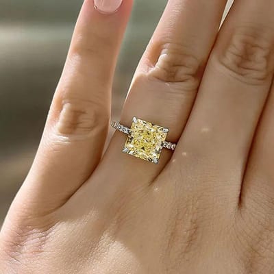 Huitan Prachtige Vierkante Gele CZ Vingerring voor Vrouwen Temperament Elegante Trouwring Accessoires Chique Cadeau Statement Sieraden 7