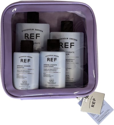 REF Stockholm - Giftset Summer 2026 Intense Hydrate - Travelbag - Vakantiepakket - Shampoo + Conditioner