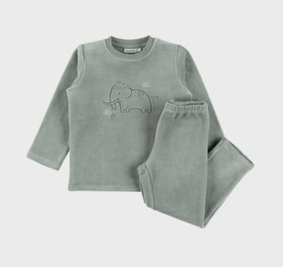 Noukie's - Pyjama - Mammoet - Groen - Unisex - Maat 2 jaar - 92 cm