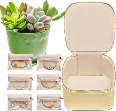 Reis Sieradenkist - Opbergdoos Accessoires - Veilig Opbergen - Zes Flexibele Vakken - 12.5 x 12.5 x 9 cm - Beige