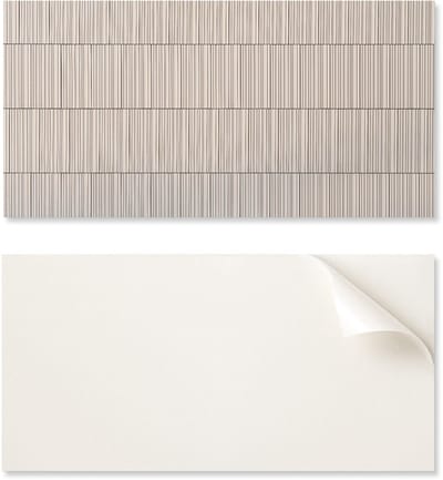 Zelfklevend vinylpaneel, perfect voor moderne interieurs, 100x50 cm, parallelle lijnen op de achtergrond.