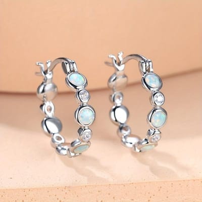Boucles d'oreilles créoles Style Rétro Élégant Pour Femmes Opale Scintillante Zircone Cubique Cristal Pendientes Bijoux Fins Cadeaux beige