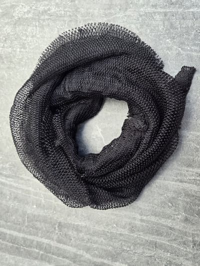 Afrikaanse Net Spons Zwart| Sapo voor Diepe Exfoliatie & Zijdezachte Huid| Ghanese scrub spons| Handmade Bysanaah