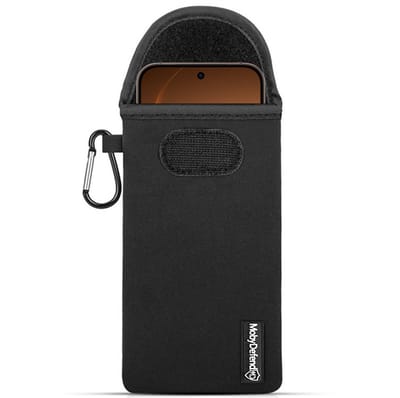 MobyDefend Hoesje - Geschikt voor Oppo Reno15 Pro - Neopreen Pouch Met Karabijnhaak - Insteek - Riemlus - Zwart