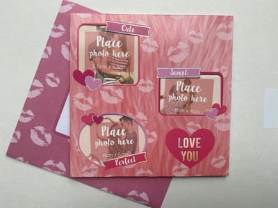 Valentijnskaart / wenskaart met fotoframe Love you