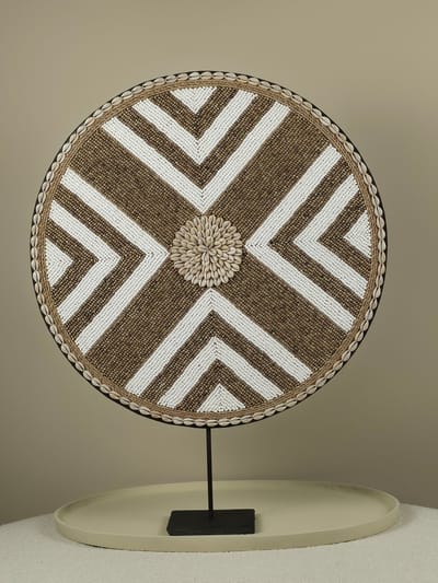 Blitzdeco - Kralen- en Schelpen Ornament - Sven - Beige/Wit - Zwarte Standaard - 30/40/50cm - 50CM