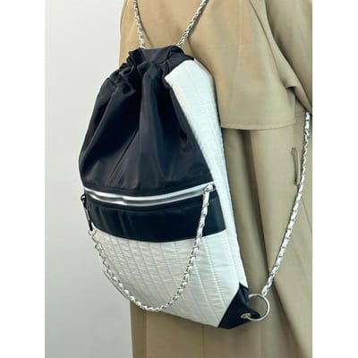 Zwart-wit Contrast Rugzak Nieuwe Casual Studenten Klas Rugzak voor Vrouwen Grote Capaciteit Nylon Ketting Emmer Tas gray