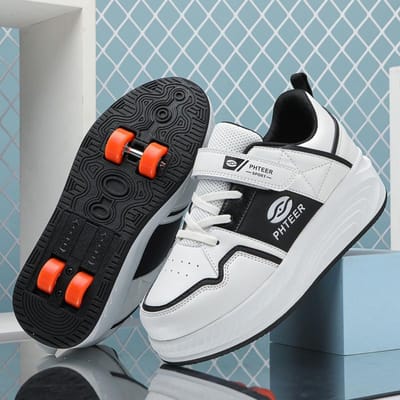 Chaussures à roulettes pour filles Printemps Nouveaux Patins de voyage coulissants à quatre roues pour enfants Enfants moyens et plus âgés Chaussures de sport à poulie 40 white