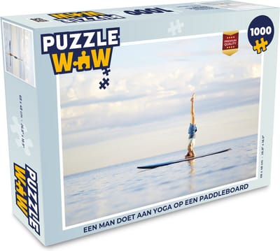 Puzzel Een man doet aan yoga op een paddleboard - Legpuzzel - Puzzel 1000 stukjes volwassenen