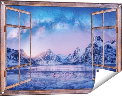 Gards Tuinposter Doorkijk Melkweg bij de Besneeuwde bergen - 90x60 cm - Tuindoek - Tuindecoratie - Wanddecoratie buiten - Tuinschilderij