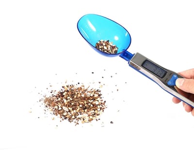 Dailygoods- Keukenweegschaal 500 g 0,1 g Precisie - Digitale Maatbeker - Maatlepels - Meetinstrument - Oplaadbaar - Digitale Weegschaal