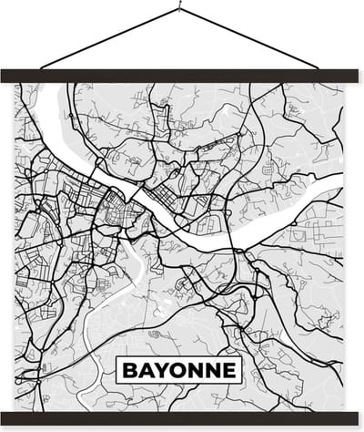 Posterhanger incl. Poster 60x60 cm - Schoolplaat - Frankrijk - Bayonne - Stadskaart - Plattegrond - Kaart - Textielposter - Zwarte latten - Stadskaart