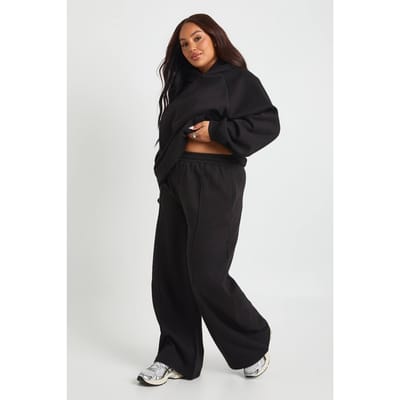 boohoo Dames Plus Core Basic Pintuck-detail jogger met rechte pijpen | Zwart | Maat: 44