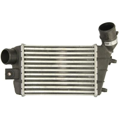 Intercooler NISSENS 96698