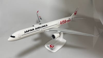 schaalmodel vliegtuig Japan Airlines (JAL) Airbus A350-1000 schaal 1:200 lengte 36,90cm