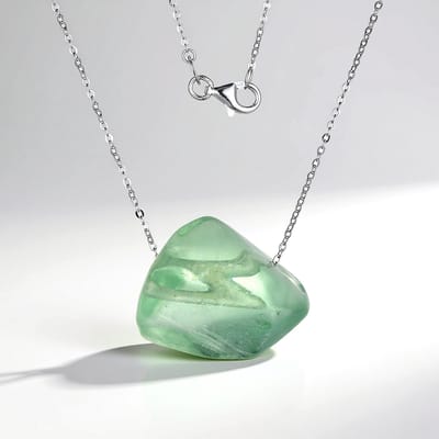 Cavill - Zilveren Halsketting - 925 Sterling Zilver Gerhodineerd - Groene Fluoriet 54,3 ct - Asymmetrische Organische Hanger - Natuurlijke Sieraden