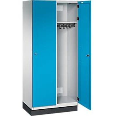 C+P Cambio locker, 2 vakken, met sokkel, B 800 x D 525 x H 1980 mm, lichtgrijs/lichtblauw