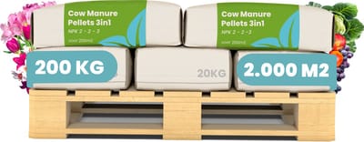 Koemestkorrels 3in1 (200kg, 2000m2) - Allround Organische Meststof - Koemest - Mestkorrels - Bodemverbeteraar - Gedroogde Koemestkorrels - Direct opneembare voeding - Lavameel Toevoeging - Langdurige Werking - Organifer