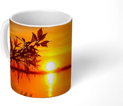 Mok - Koffiemok - Zonsondergang - Water - Planten - Oranje - Mokken - 350 ML - Beker - Koffiemokken - Theemok