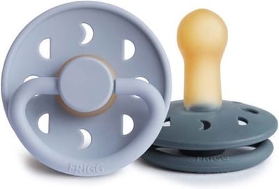 Frigg Fopspeen Moon Powder Blue/Slate T2 6-18mnd (2 stuks)