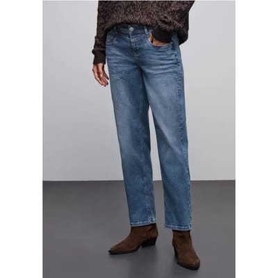 Straight Legs jeans